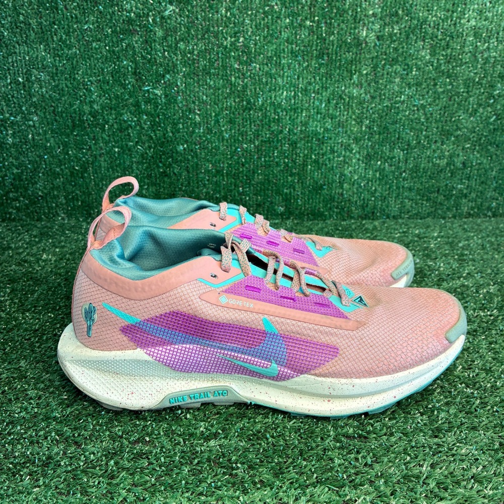 Nike Pegasus Trail 5 GORE-TEX Waterproof Outdoor Running Shoes Pink Womens Sz 9